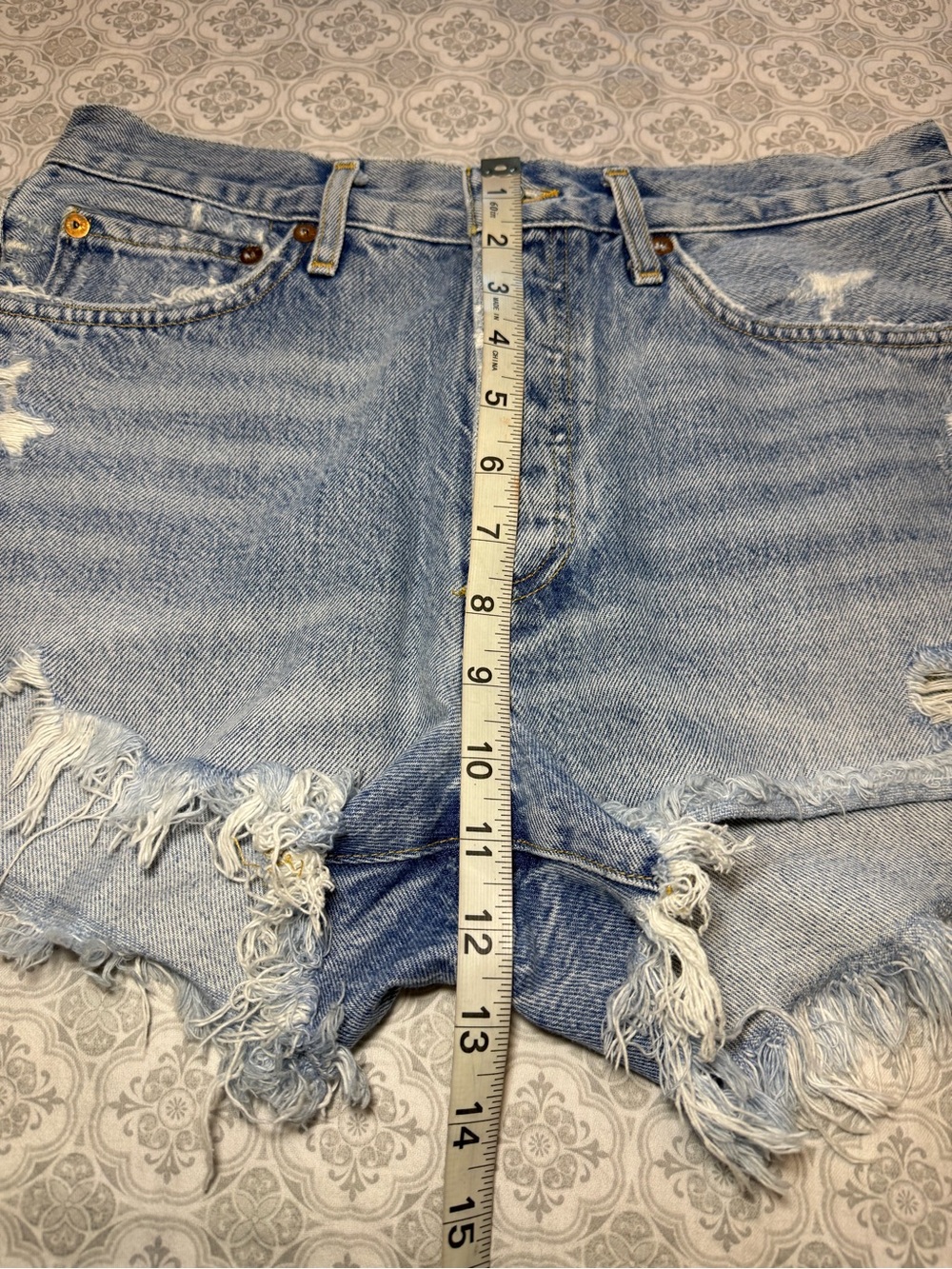 AGOLDE Parker Vintage Cut Off Short in Swapmeet Size 27 - Picture 12 of 15